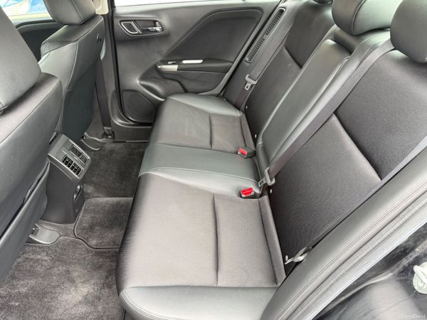 2014 Honda Grace 1.5 Petrol Hybrid Automatic 388961327