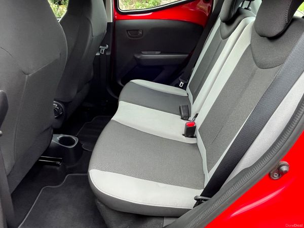 Toyota Aygo 1.0 VVT-i x-play+ 388900319