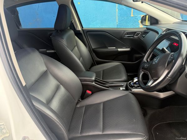 2015 Honda Fit Hybrid Automatic/ G leather spec 388902909