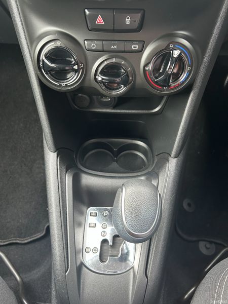 2016 Peugeot 208 Allure Ecomatique 388911331