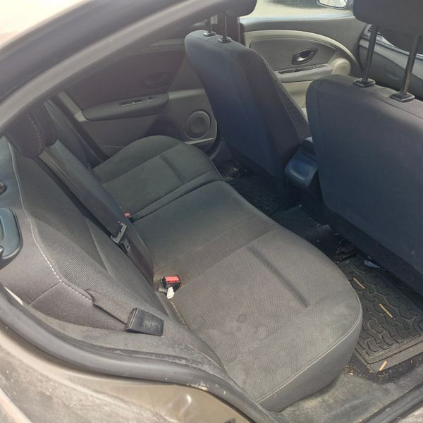 Renault Fluence 2010 389067585
