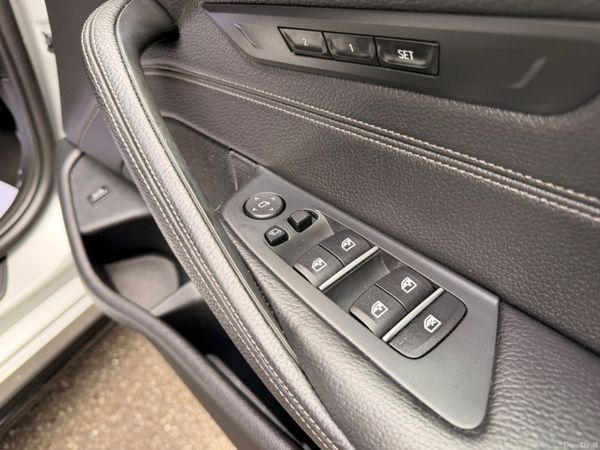 BMW 5-Series 2017 Diesel Special Factory Order 389072735