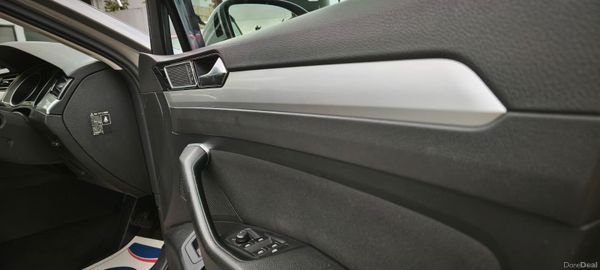 Volkswagen Passat 2016 Estate Auto 389089571