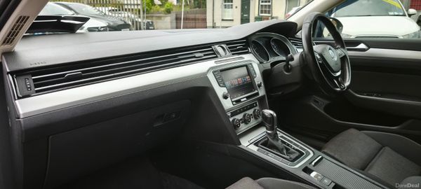 Volkswagen Passat 2016 Estate Auto 389089583