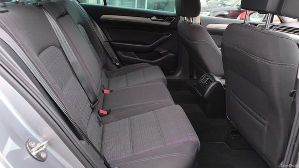 Volkswagen Passat 2.0TDI Business 2022 389014385