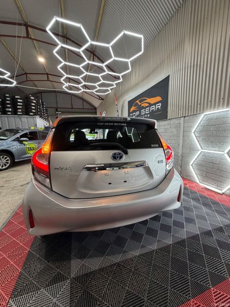 2018 Toyota Aqua 1.6 Petrol Hybrid 389015647