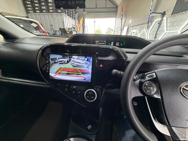 2018 Toyota Aqua 1.6 Petrol Hybrid 389015625
