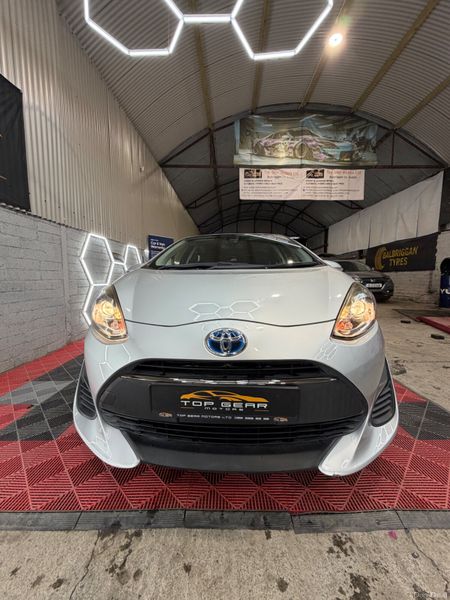 2018 Toyota Aqua 1.6 Petrol Hybrid 389015629