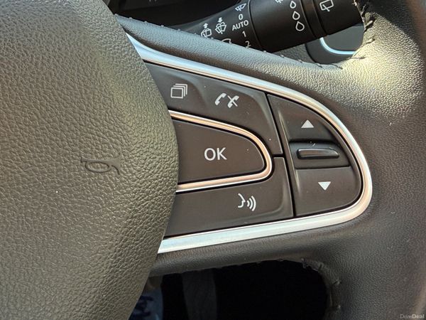 Stunning 181 Renault Megane Dynamique S Nav! 389141611