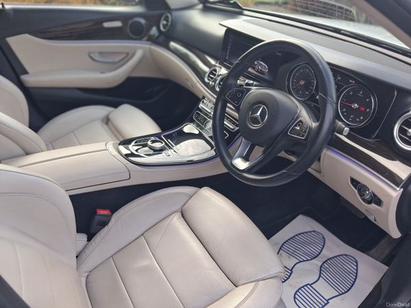 181 Mercedes-Benz E-Class E200 Diesel Avantgarde 389150677