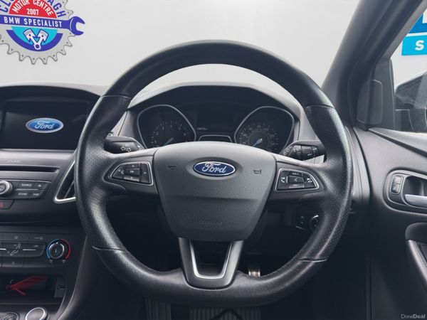 Ford Focus ST Line 1.5L Eco Boost 389187973