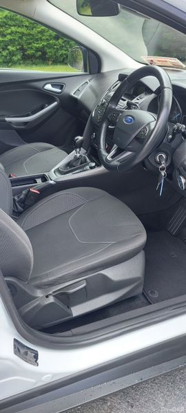 Ford Focus 2017 389196655