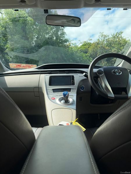 14 TOYOTA PRIUS HYBRID LEATHER 389112047