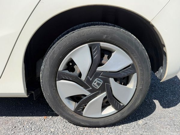 14 HONDA FIT HALF LEATHER 389114445