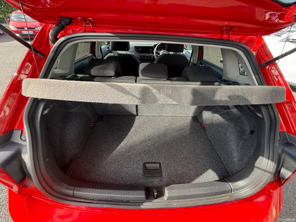 2019 VW POLO 1.0 petrol auto, 27k Miles Only 389138817