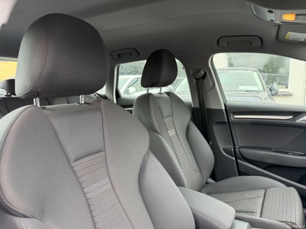 Audi A3 SPORT NAV 389270957