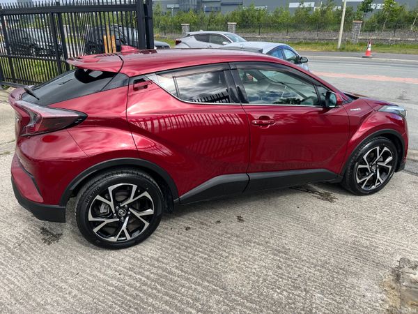 TOYOTA C-HR 2017, 1.8 HYBRID AUTO LOW KM HIGH SPEC 389272013