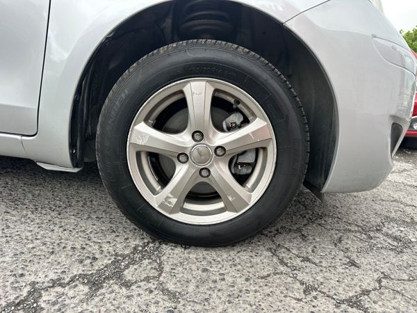 Toyota Vitz 1.0 Petrol AUTO NCT TAX LOW KMS 389280011
