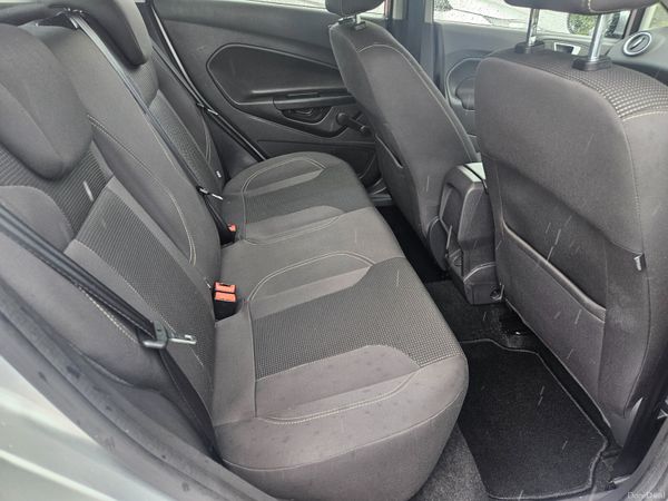 Ford Fiesta 2017 1.2 titanium 389285293