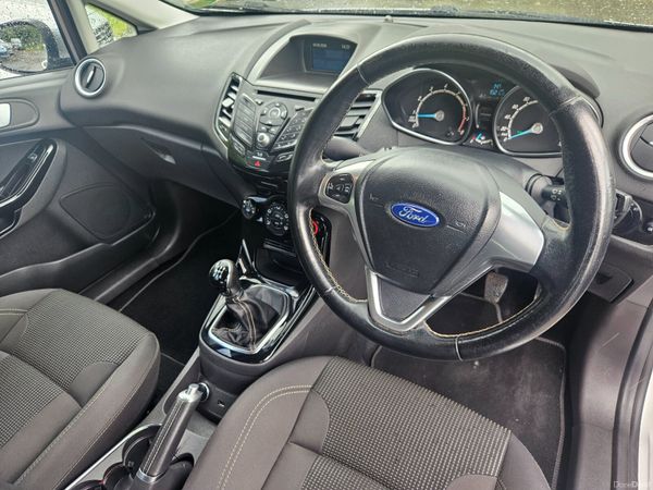 Ford Fiesta 2017 1.2 titanium 389285297