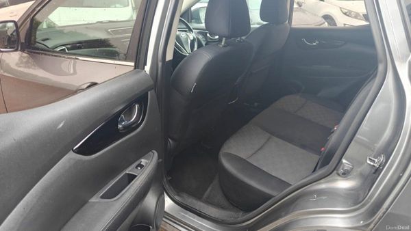 Nissan Qashqai 1.5 DSL SV 389289267