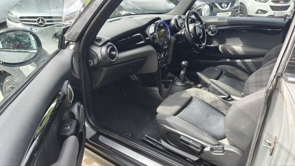 Mini Cooper Cooper D 389289221