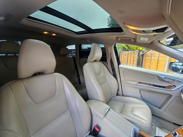 VOLVO XC60 D4 INSCRIPTION AUTO 389294393