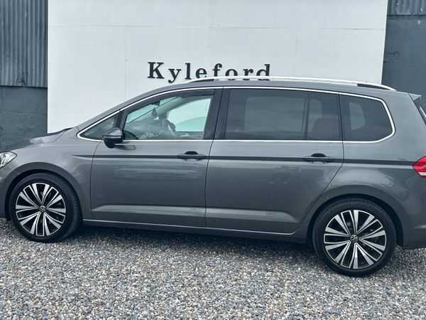 Volkswagen Touran 2019 7 Seater (Highline) 389207835