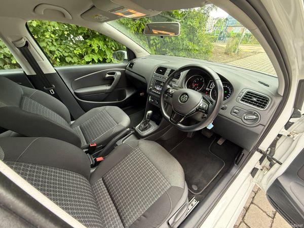 Volkswagen Polo 2014 389228087