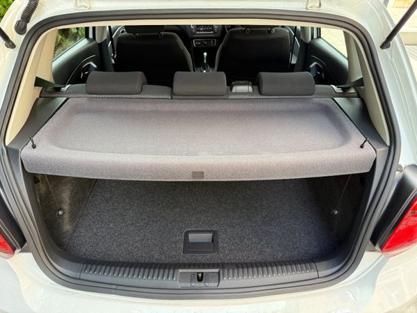 Volkswagen Polo 2014 389229663