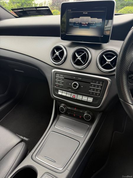 *57000kms* Mercedes-Benz CLA220d Urban Auto! 389234089
