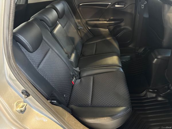 2015 Honda Fit 1.5 Hybrid Automatic,Leather spec 389342653