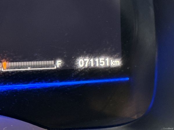2015 Honda Fit 1.5 Hybrid Automatic,Leather spec 389342639
