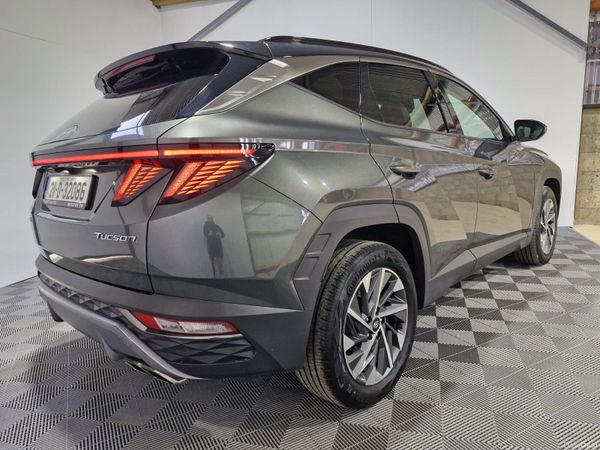 2021 Hyundai Tuscon Executive Plus Only 68,000KM 389356743