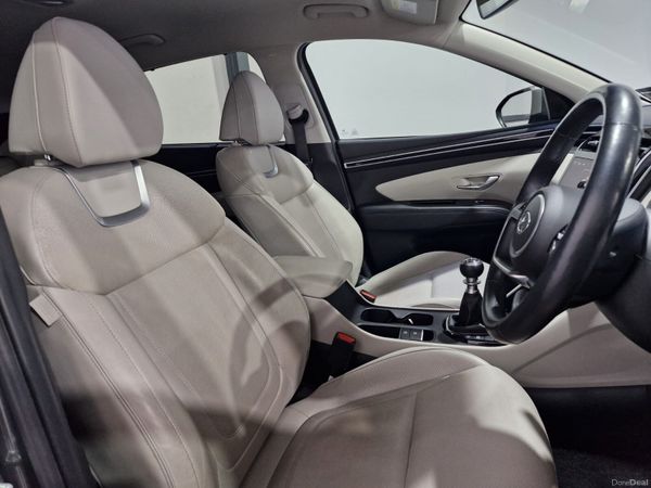 2021 Hyundai Tuscon Executive Plus Only 68,000KM 389356825
