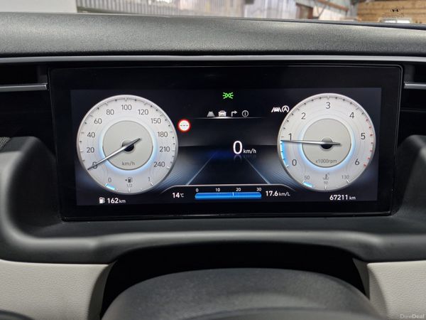 2021 Hyundai Tuscon Executive Plus Only 68,000KM 389356947