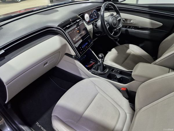 2021 Hyundai Tuscon Executive Plus Only 68,000KM 389356901
