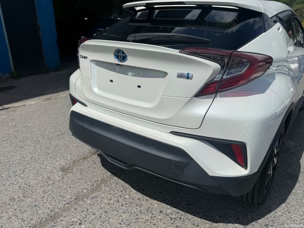 2018 Toyota C-HR Hybrid Automatic/G leather Spec 389381113