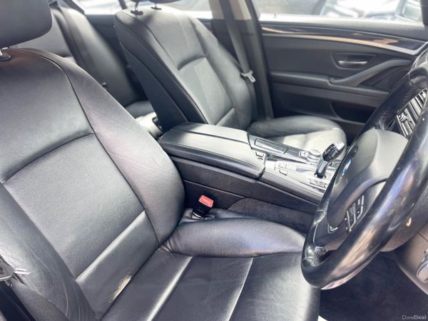 131 BMW 5-Series 389385927