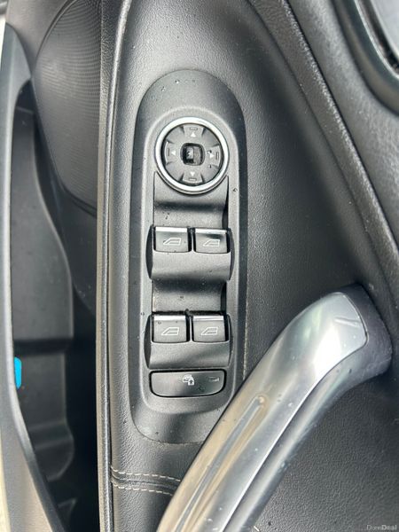 Ford S-Max Titanium Hi Spec 389391371
