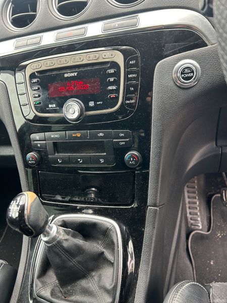 Ford S-Max Titanium Hi Spec 389391381