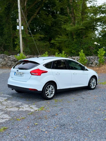 Ford Focus 2015 389398517