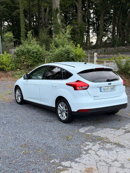Ford Focus 2015 389398617