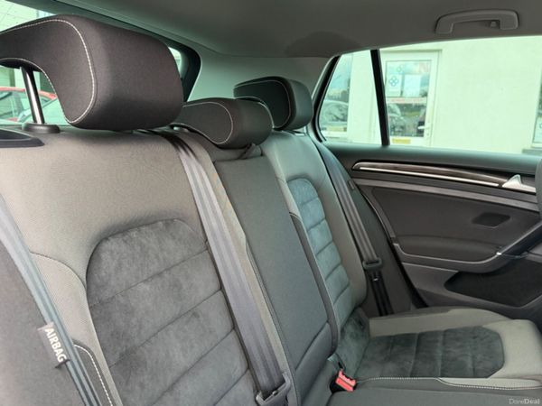 Volkswagen Golf LOW MILEAGE Automatic 389316993