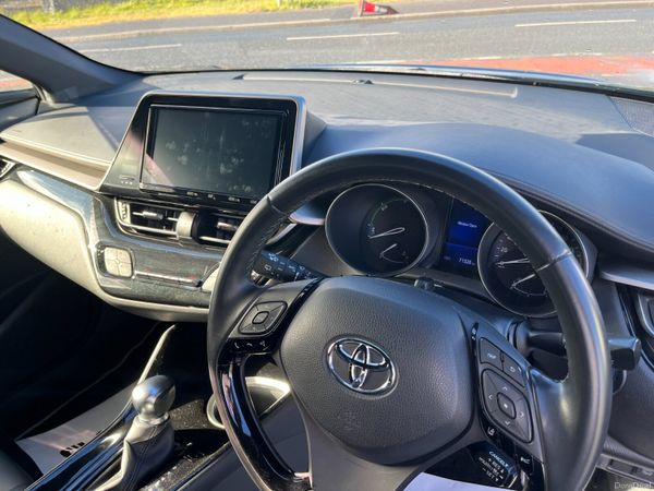 TOYOTA C-HR 2019,1.8 HYBRID AUTO HIGH SPEC LOW KMS 389321567