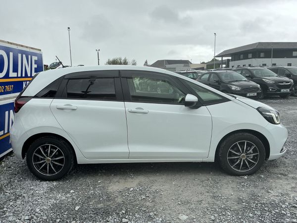 2023 HONDA FIT 1.5 HYBRID AUTO ONLY 5,850 KMS 389326687