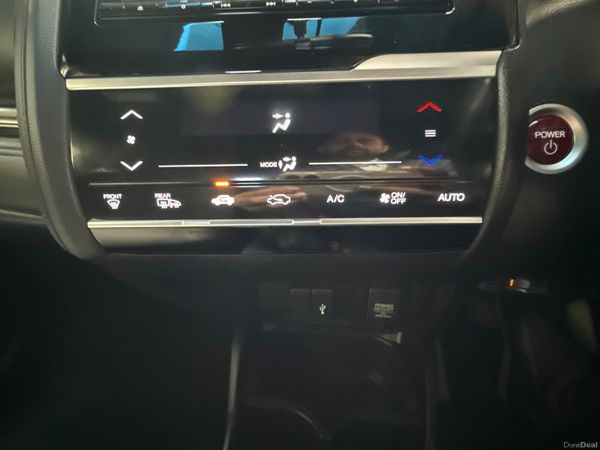 2016 Honda FIT 1.5 Hybrid automatic ,Sports Specs 389338651
