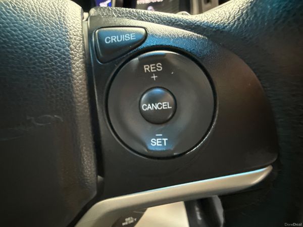 2016 Honda FIT 1.5 Hybrid automatic ,Sports Specs 389338653