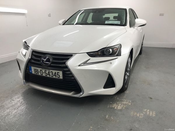 Lexus IS 2018 389401623