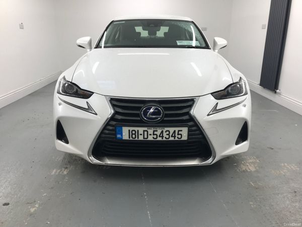 Lexus IS 2018 389401629
